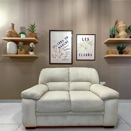 Cozy 1br In With Wifi, Ac And Comfy Bed By 360 Estates Gzira